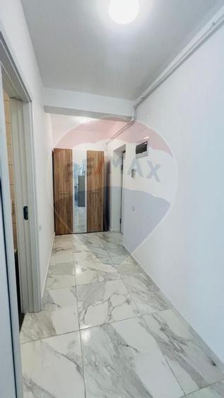 Garsoniera cu curte în bloc nou - Pet Friendly - 7