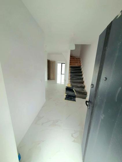 Casa Noua la Cheie in Moreni Confort ?i Elegan?a pentru familia ta! - 1