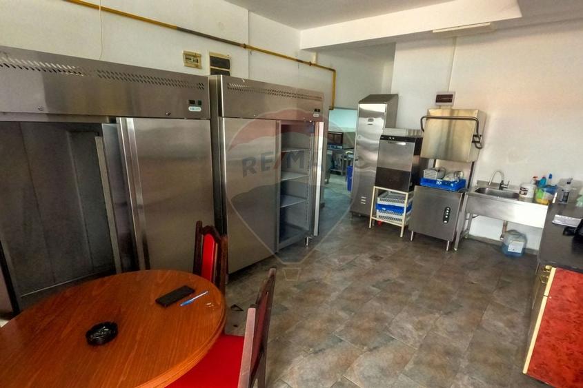 Spațiu comercial de 495mp de vânzare in  Piata Centrala Deva, Jud HD - 22