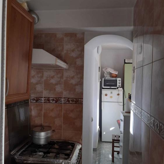 vand apartament in orasul Saveni - 4