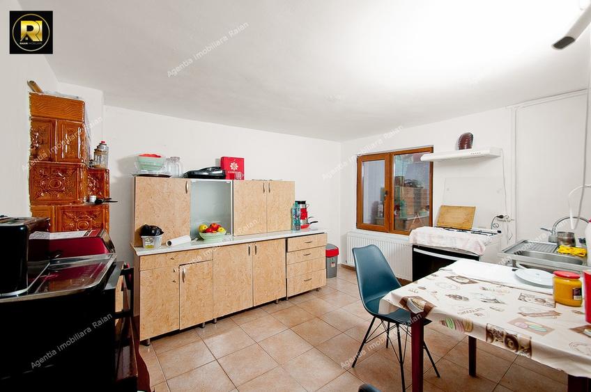 Vanzare casa situata in Galati, langa Sp. Militar, 4 camere, cu teren 280 mp - 9