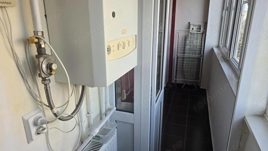 Vand sau inchiriez apartament 2 camere decomandat in Deva, zona Balcescu, etaj 3, mobilat - 3