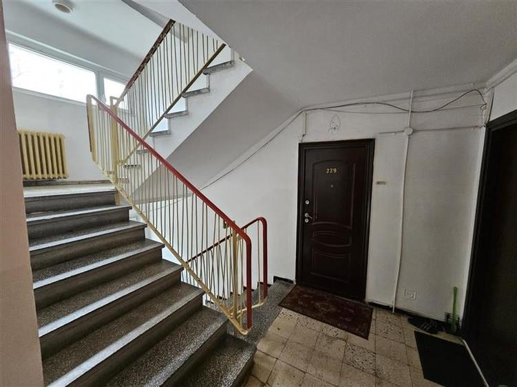 Apartament 3 camere de vanzare - etaj 2 - aproape de metrou Dristor - 5