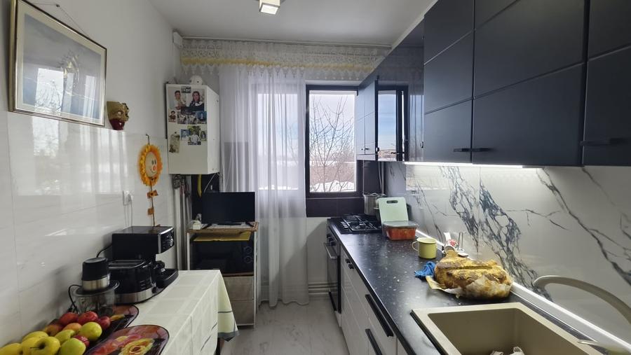 Apartament 2 camere zona vest, etaj intermediar - 1