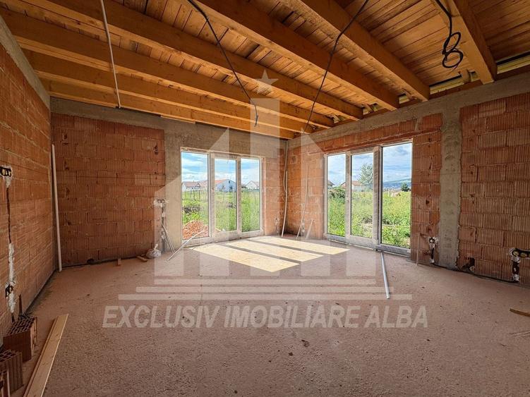 Casa individuala | 1 nivel | 90 mp | 387 mp teren | La rosu | Orizont - 2