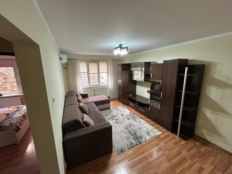 Apartament 3 camere - Bd. Constructorilor Crangasi - 5