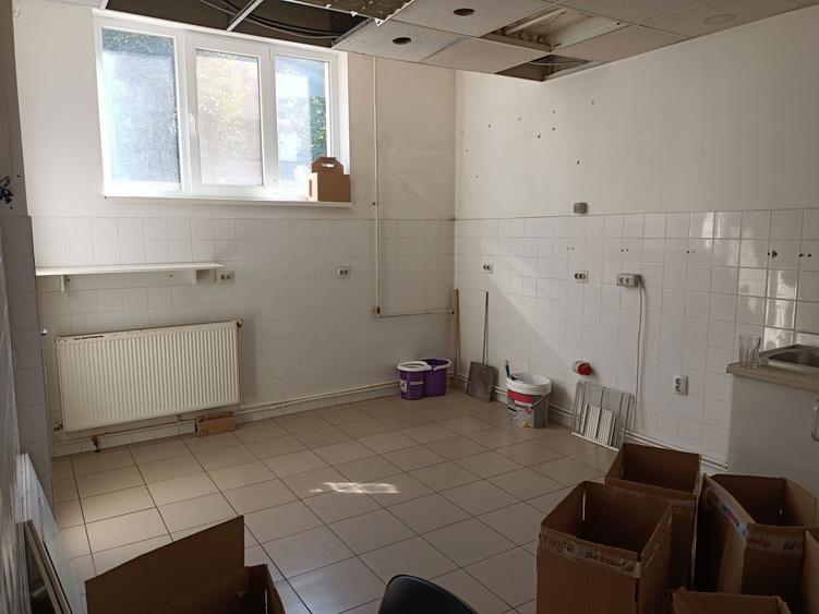 Inchiriez spatiu comercial - 3