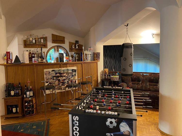 Casă spațioasă în Chiajna- Roșu, ideală pentru rezidențial sau afaceri! - 22