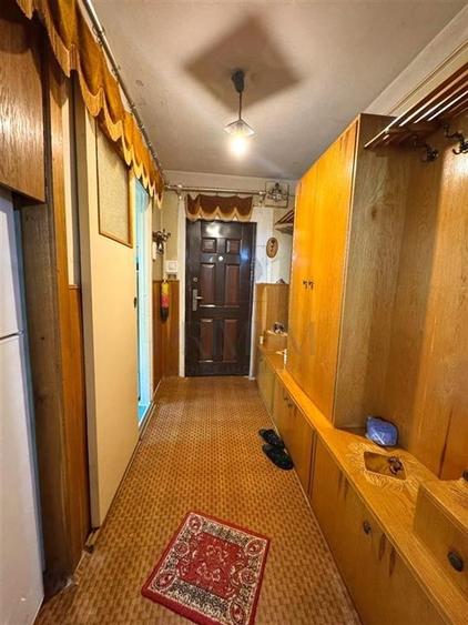 CIRCUMVALATIUNII - PARTER INALT - 3 CAMERE - BALCON - CENTRALA PROPRIE - 10