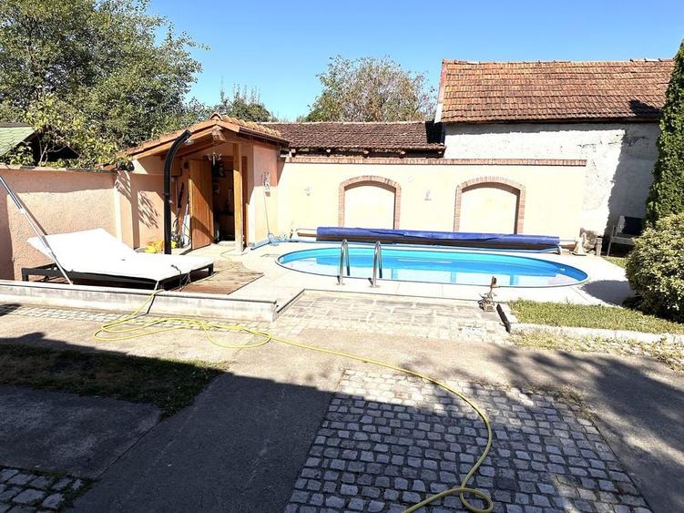 Casa premium cu piscina ,4000 mp teren in Lugasu de Jos ,langa Alesd. - 6