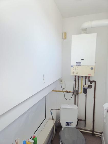 Spatiu birouri, zona T. Vladimirescu, la strada - 4