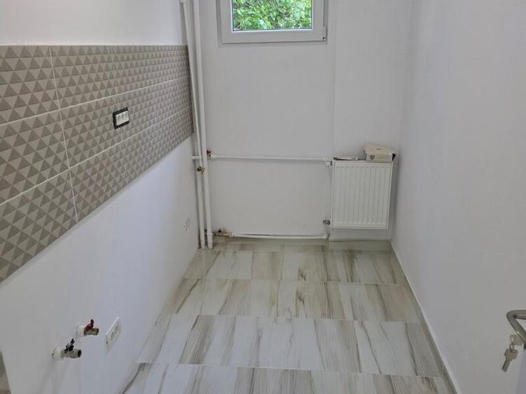 Barajul Lotru, 5 minute metrou, parc IOR, bloc mixt,renovata complet - 5