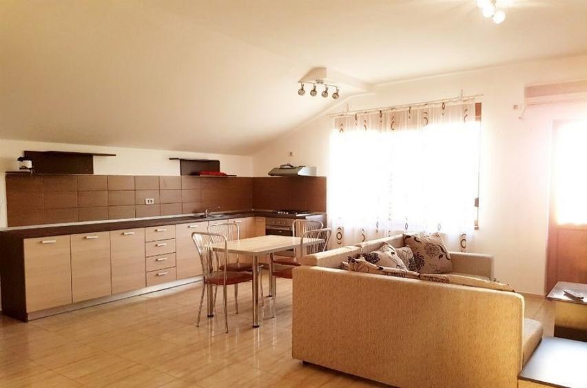 Inchiriez apartament 2 camere Baicului - 2