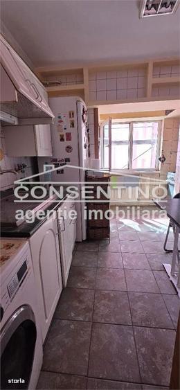 Se vinde imobil cu 4 camere, pe Unirii Sud , liber , cu 3 balcoane - 10