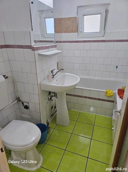 inchiriez ap.3 camere - 1