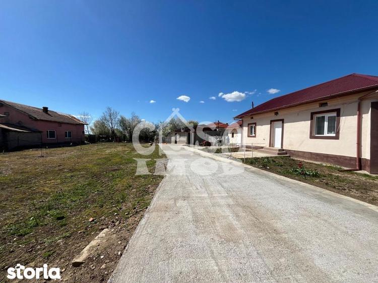 Casa parter + anexa renovata cu teren la strada - 15