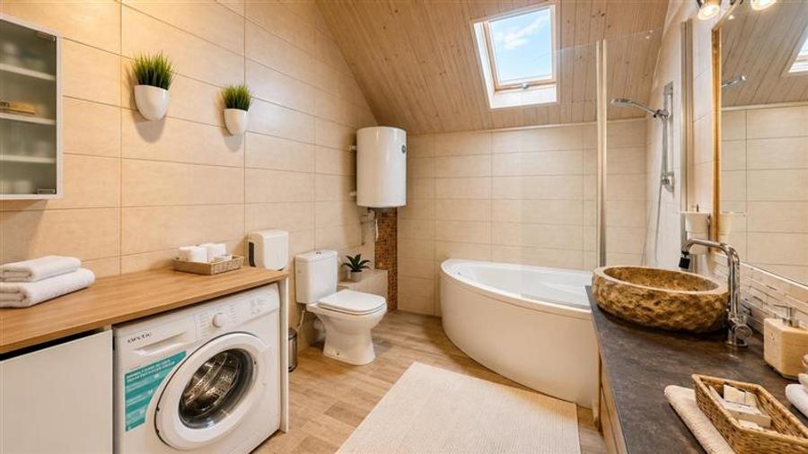 Vila cu dubla valoare, 606mp teren, terase: Resedinta si/sau Business Premium, T - 15