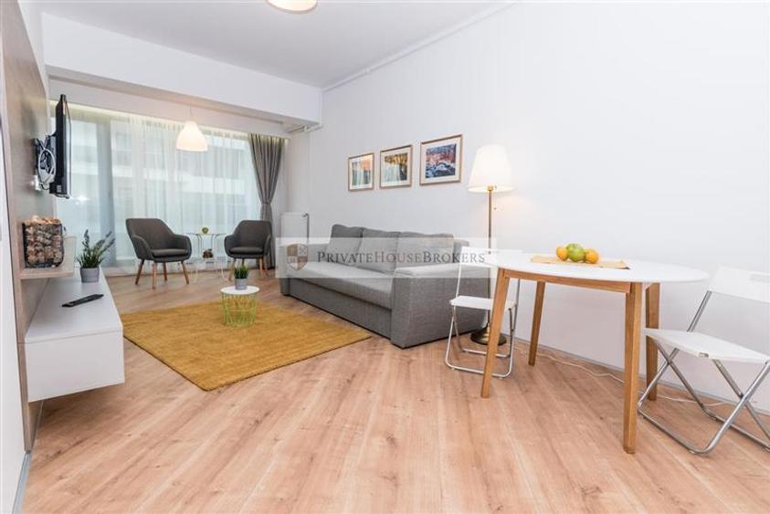 Apartament cu 2 camere semidecomandat, mobilat în Pipera