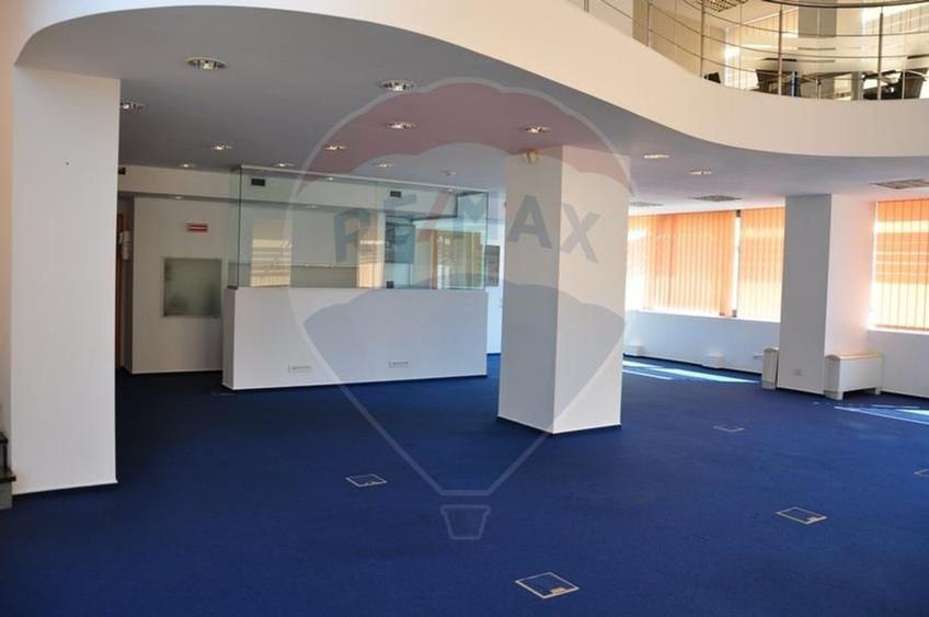 Spatiu de birouri ultracentral - 12