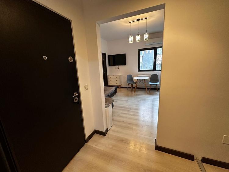 2 Camere la 7 min Metrou Pacii Bloc Nou Centrala Proprie Gorjului 2020 - 4