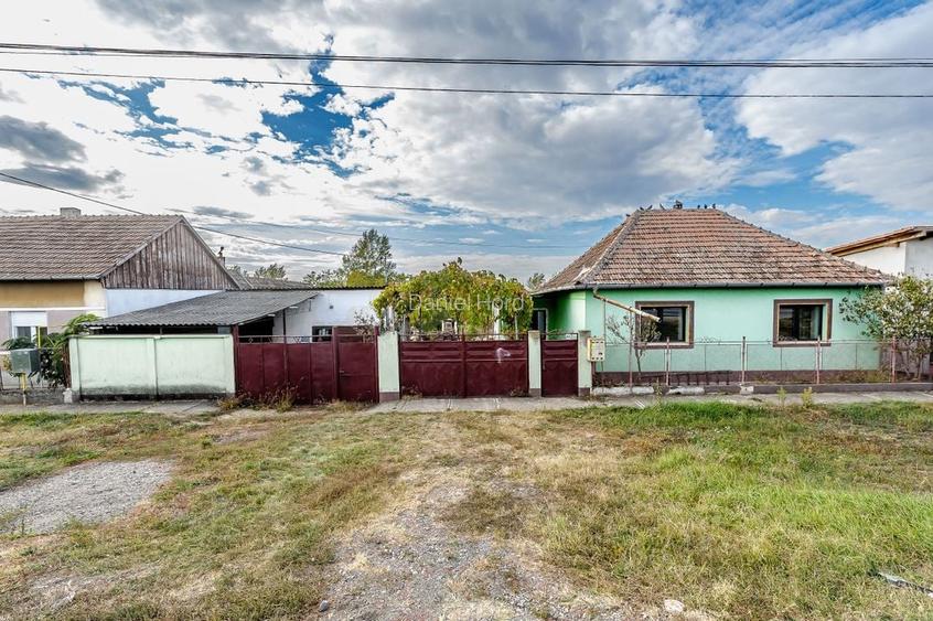 Casa + Teren 1144 mp - str. Principala Zimandu Nou, Arad - COMISION 0%