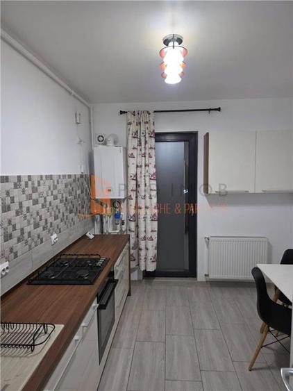 Apartament 2 camere cf 1 decomandat zona Orizont - 4