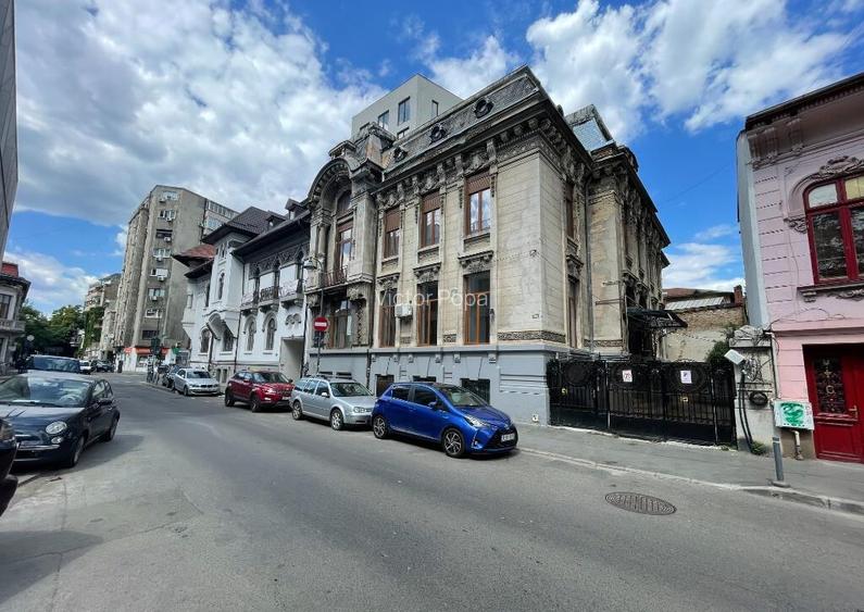 Birou cu personalitate - Universitate - Batistei