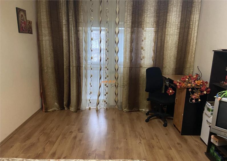 Apartament 2 camere ,56 mp, zona Longinescu , decomandat, im - 1