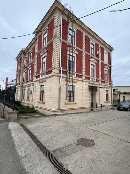 Spatiu de Birou/Spatiu comercial 65m2 zona Tatarasi - Aurel Vlaicu