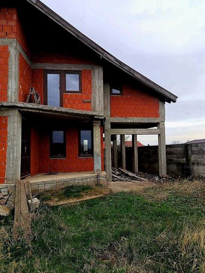 Casa la rosu de vanzare Oradea, zona Episcopia - 5