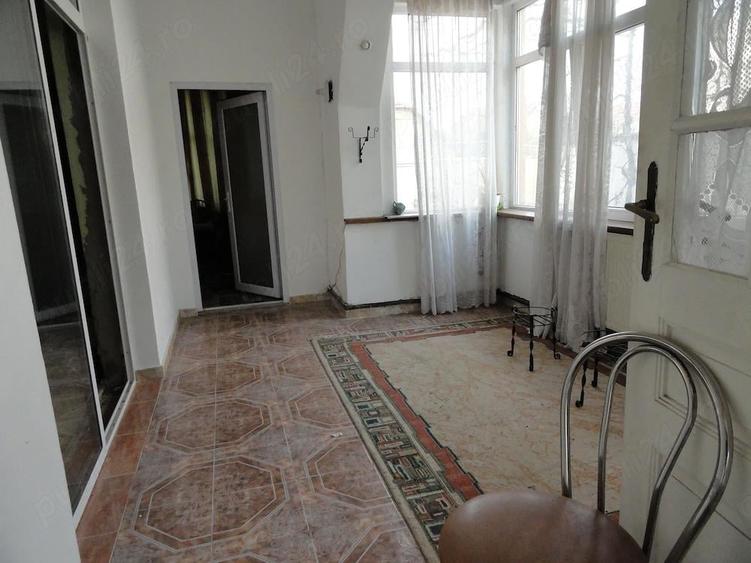 Casa solida din caramida in Parneava, teren 720 mp - 9