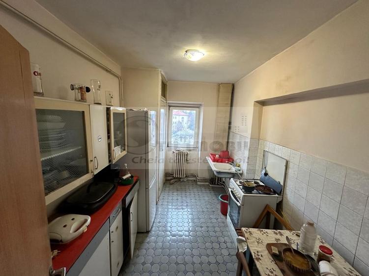 Apartament 3 camere, 2 bai, Bd. Independentei 204.000 euro - 9