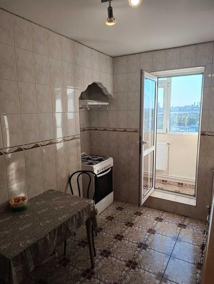 Apartament decomandat de vanzare - Micro 18, 55,2 mp, etaj 8/10 - 5