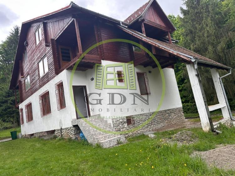 Duplex deosebit cu vedere panoramică spre munți și pădure – Tocile, Sadu - 3