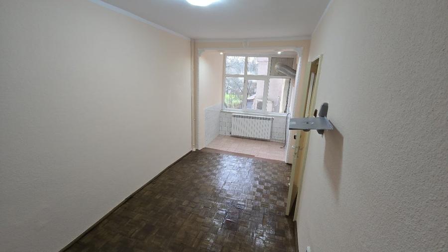 PROPRIETAR | 3 Camere Micro 17 | Etaj 1 | Str. Barboși | B2 - 8