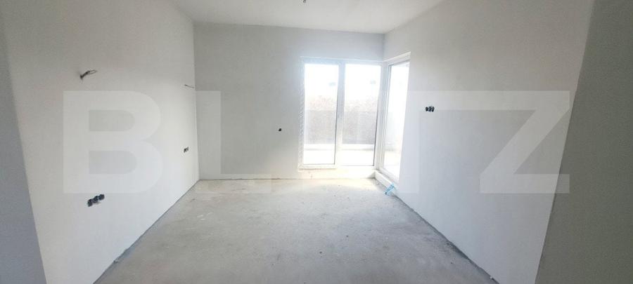 Casa in regim cuplat, 6 camere, 320 mp utili, teren 612 mp, situata in Borhanci - 14