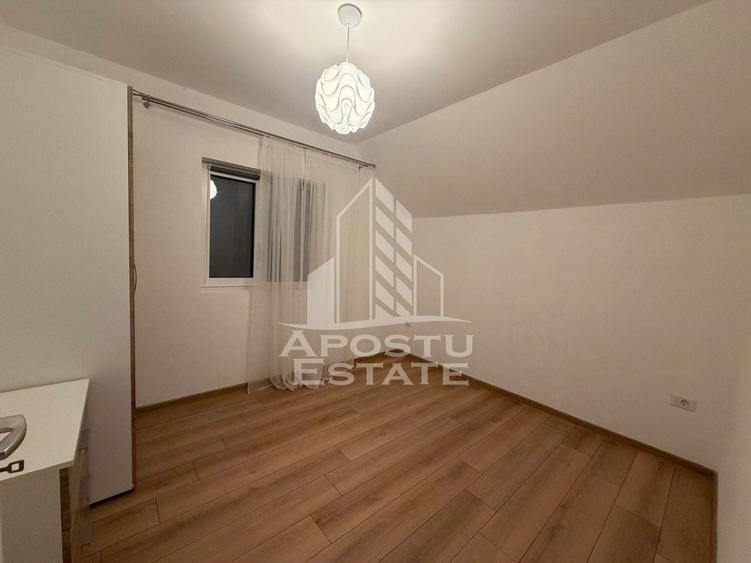 Casă triplex cu 3 camere de închiriat ,Curte, Mosnita Veche - 7