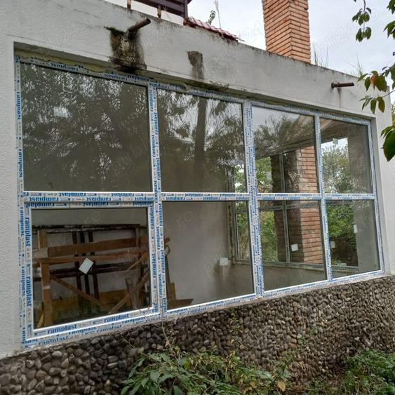 Casă cu 5 camere cu Teren 398 Mp în Băicoi