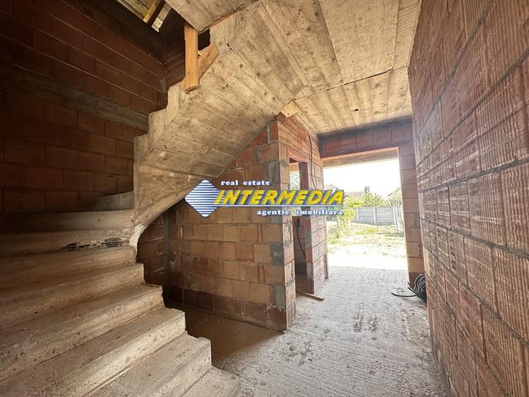 Vanzare Casa Individuala P+M la Rosu cu 345 mp teren si utilitati in Alba Iulia - 3