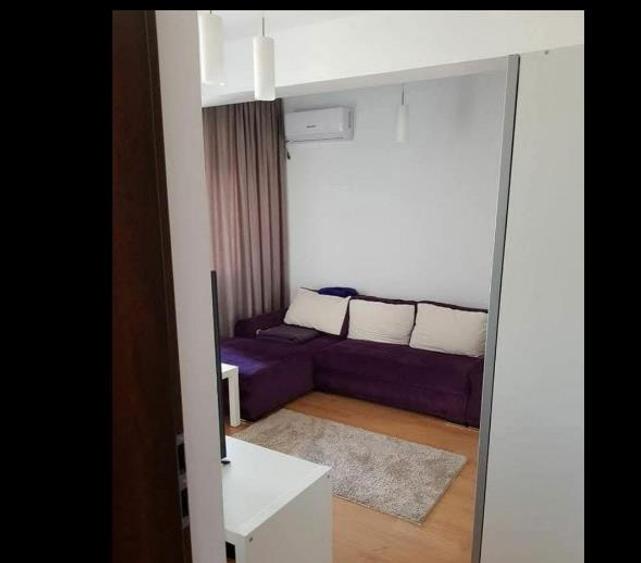 Garsoniera, 1 Decembrie 1918, - 1