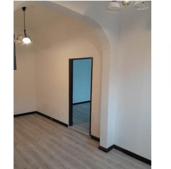 Mall Vitan,Vila 8 camere, renovata. - 5