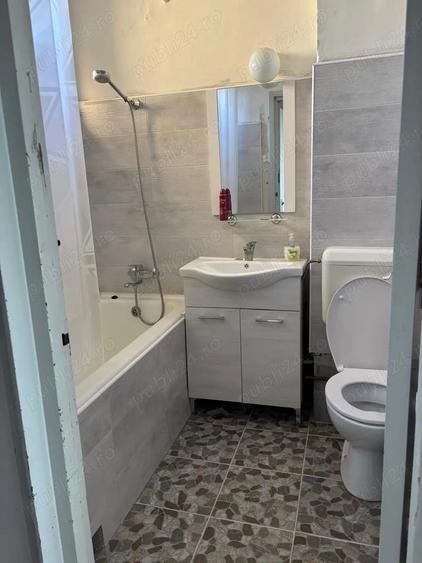 Apartament de vanzare - 4