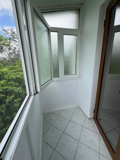 Vand apartament 2 camere, etaj 4/4, zona Gradina - Barlad - 6
