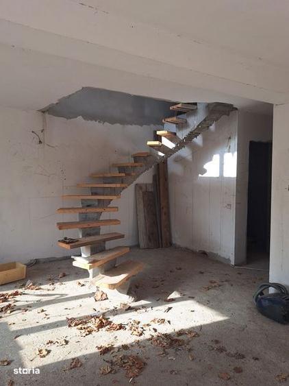 Casa parter + etaj la gri - 3