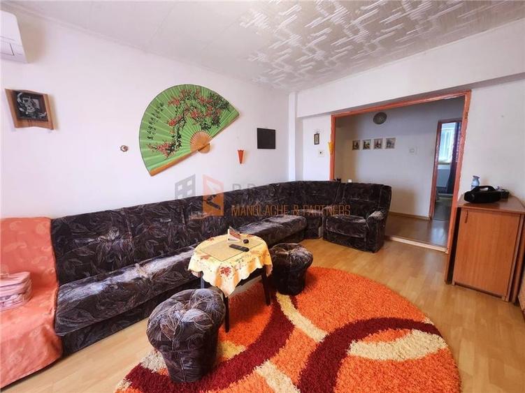 Apartament 4 camere decomandat  zona Unirii Sud - 2