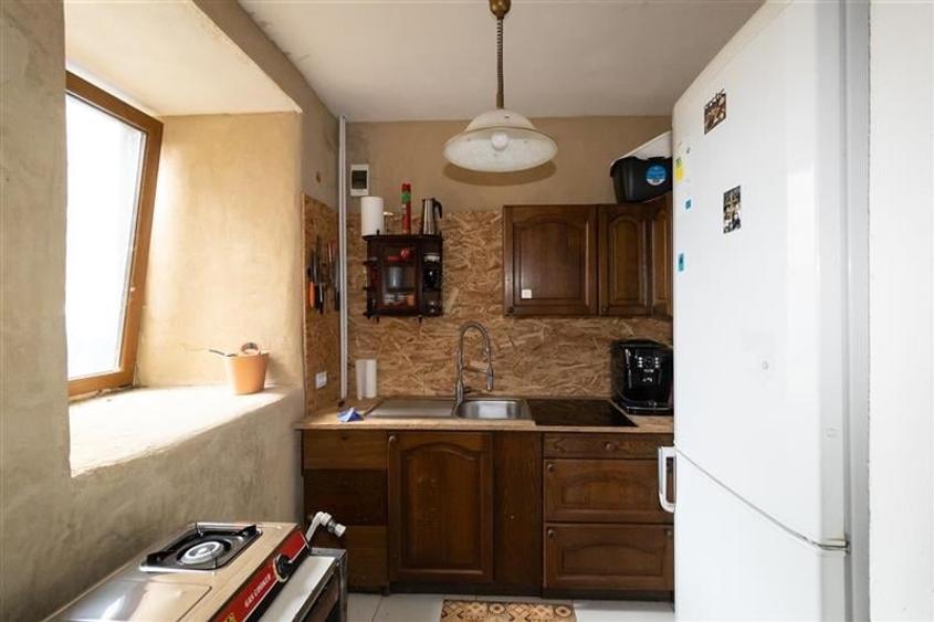 FILM! Constructie rustica tip Casa Verde, cu parau si panorama impresionanta, Mo - 18