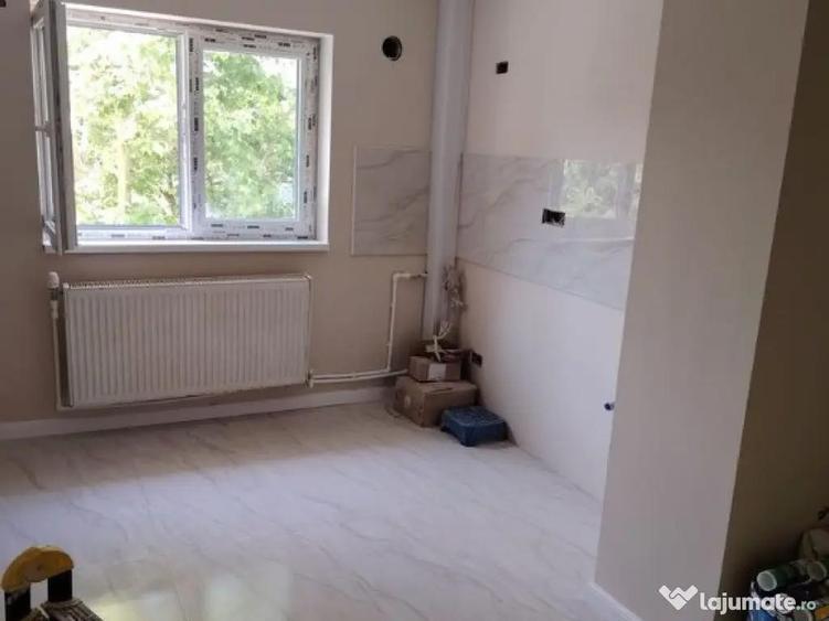 Apartament 3 Camere |Aparatorii Patriei &Decomandat Etaj 2 - 3