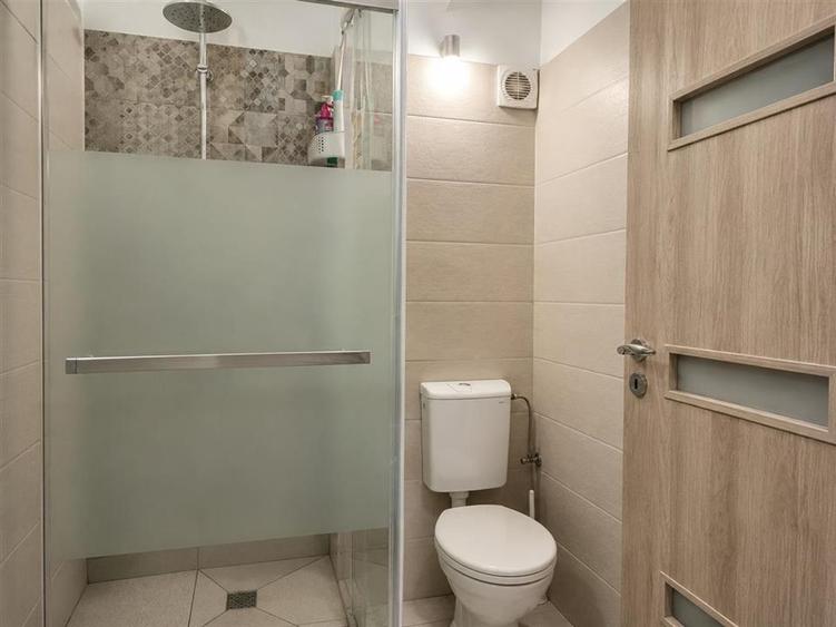Apartament 3 camere 2 bai zona Calea Surii Mici - 5