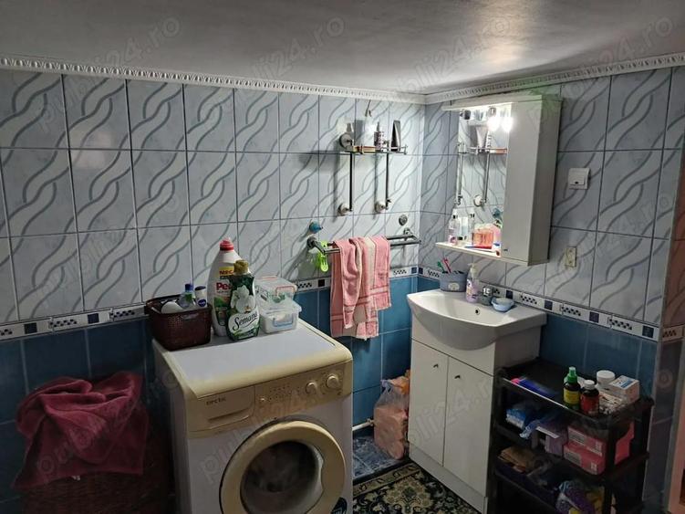 Casa de vanzare in localitatea Costestii din Deal, jud. Dambovi?a - 2