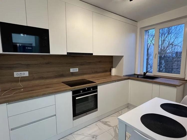 VAND APARTAMENT 2 CAMERE ETAJ 4/5  RAHOVEI - 1